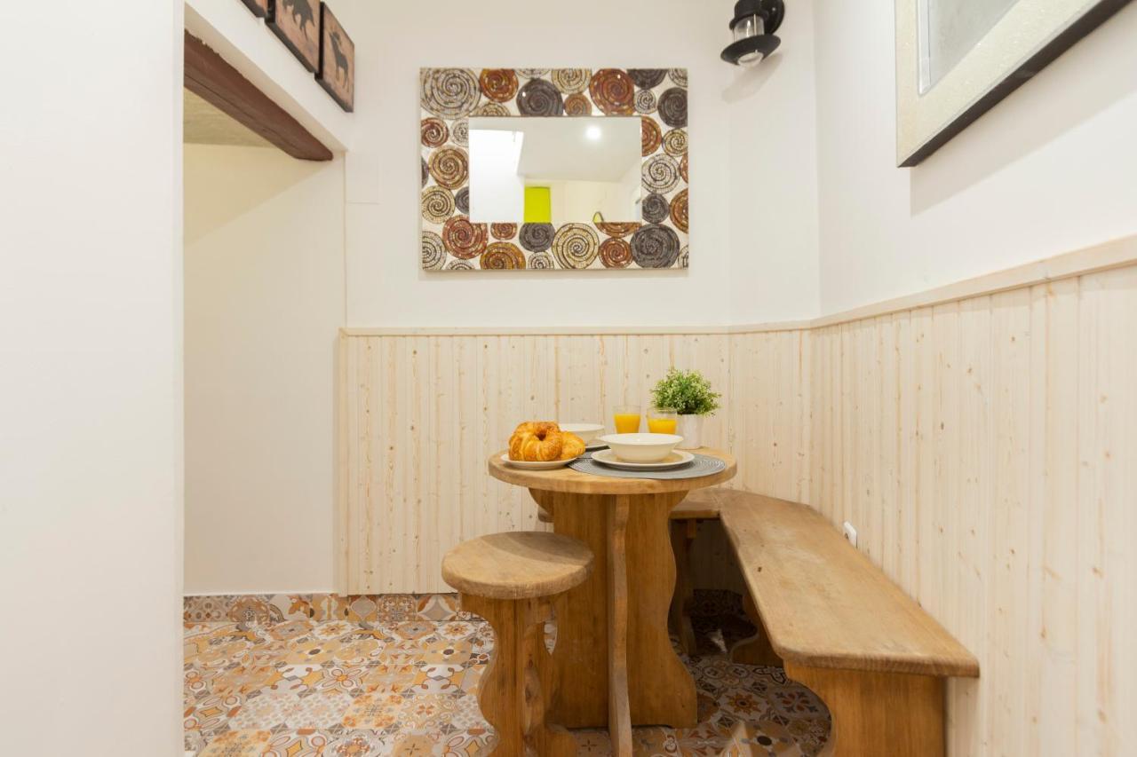 Almaden Apartamento Madrid Exteriör bild